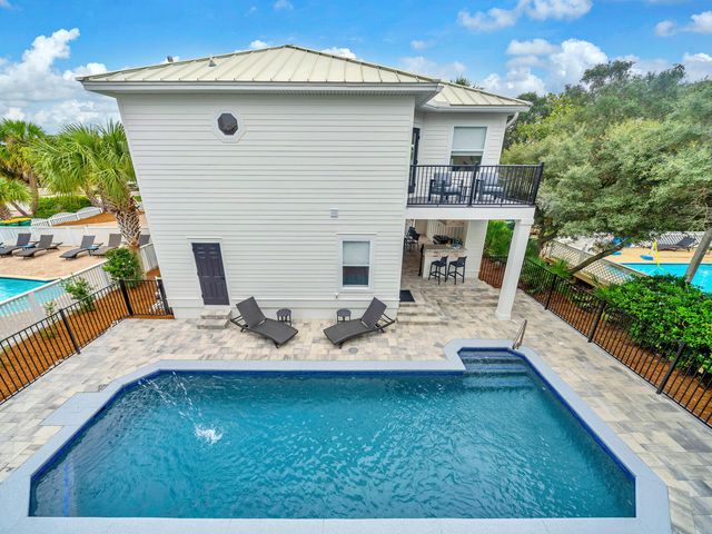 84 Mark Street, Destin, FL 32541