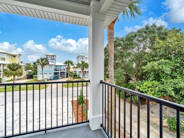 84 Mark Street, Destin, FL 32541
