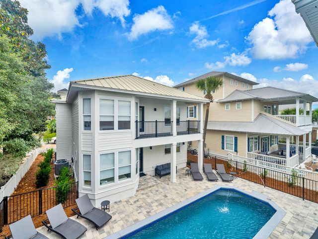 84 Mark Street, Destin, FL 32541