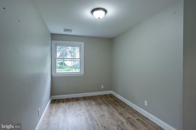 408 BURRS MILL RD, Southampton, NJ 08088
