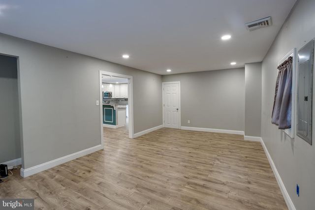 408 BURRS MILL RD, Southampton, NJ 08088
