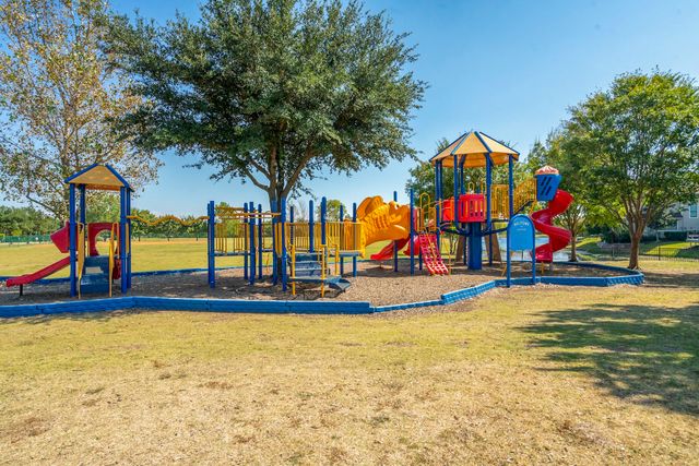 1413 Stone Mountain Parkway, Savannah, TX 76227
