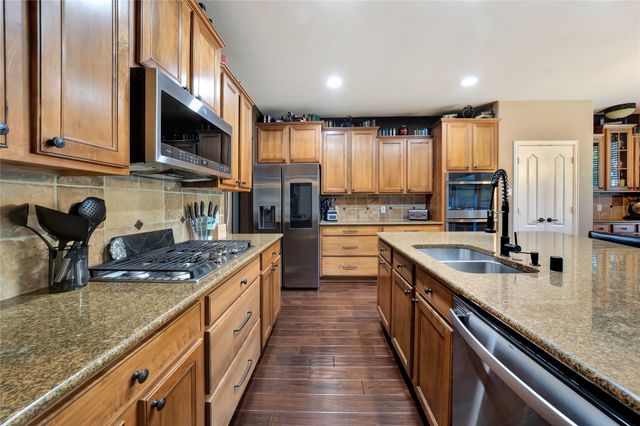 1413 Stone Mountain Parkway, Savannah, TX 76227