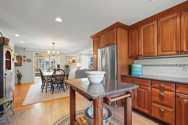 170 Sturbridge Drive, Osterville, MA 02655