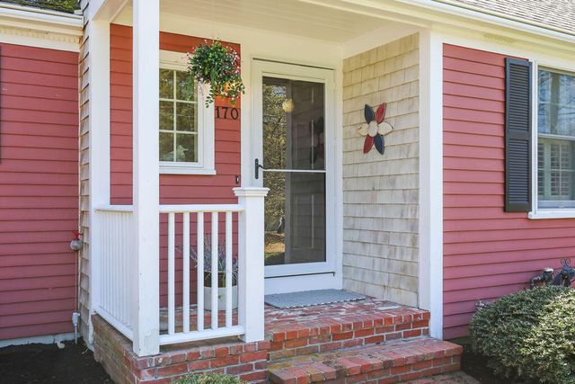 170 Sturbridge Drive, Osterville, MA 02655