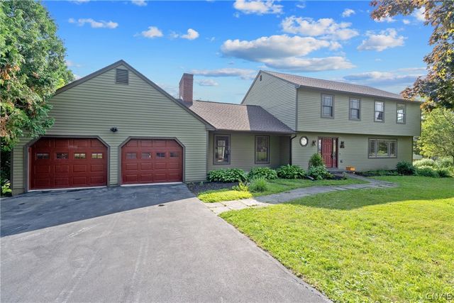 8294 Prestwick Drive, Manlius, NY 13104