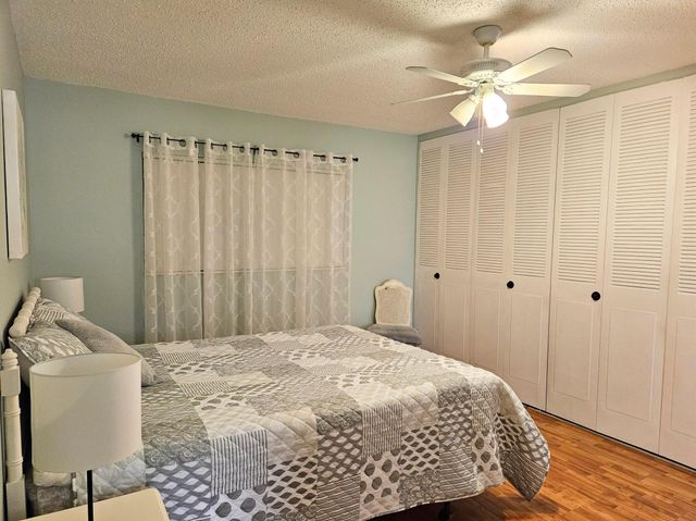 2572 E Emory Drive E I, West Palm Beach, FL 33415