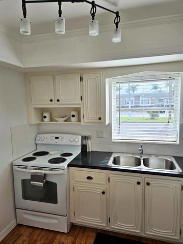 2572 E Emory Drive E I, West Palm Beach, FL 33415