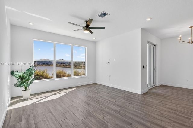 3574 NW Solange Ct, Jensen Beach, FL 34957