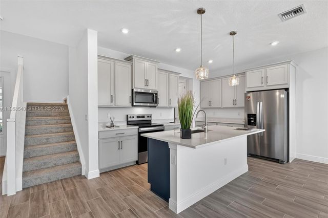 3574 NW Solange Ct, Jensen Beach, FL 34957