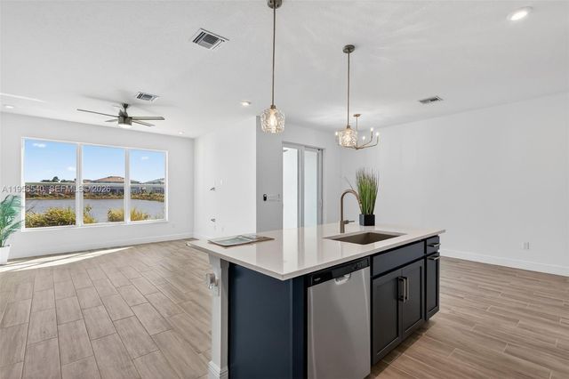 3574 NW Solange Ct, Jensen Beach, FL 34957