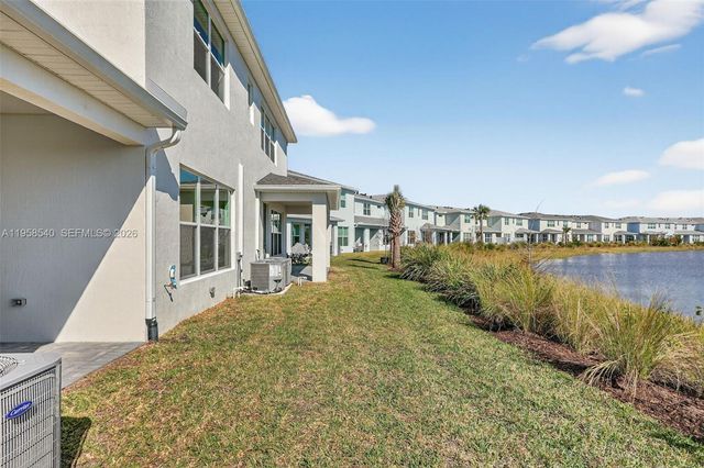 3574 NW Solange Ct, Jensen Beach, FL 34957