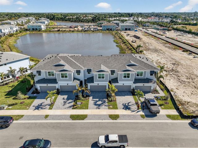 3574 NW Solange Ct, Jensen Beach, FL 34957