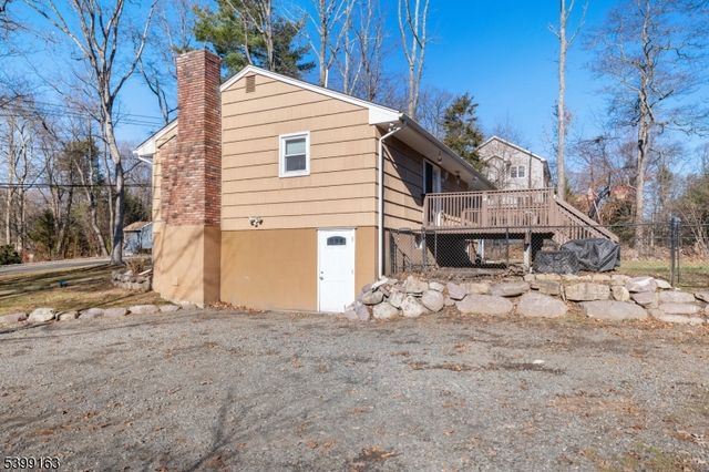 138 Ridge Rd, West Milford Twp., NJ 07480