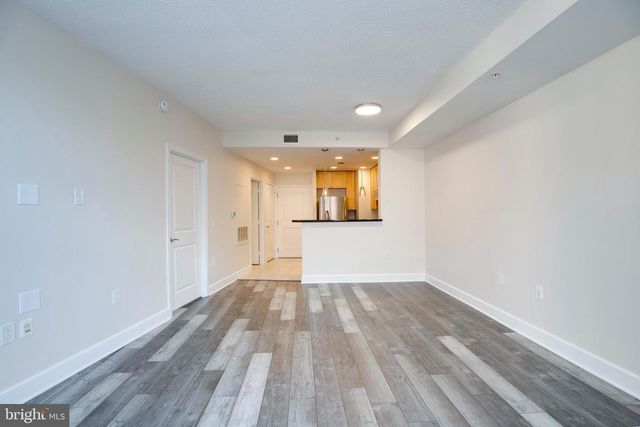 3600 S GLEBE RD #427W, Arlington, VA 22202