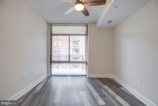 3600 S GLEBE RD #427W, Arlington, VA 22202