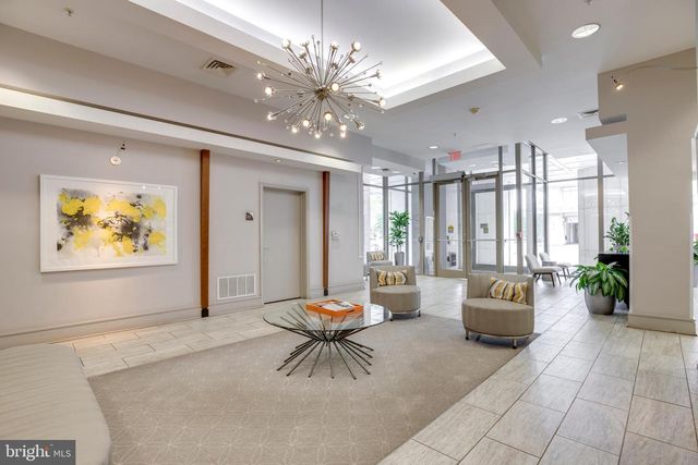 3600 S GLEBE RD #427W, Arlington, VA 22202