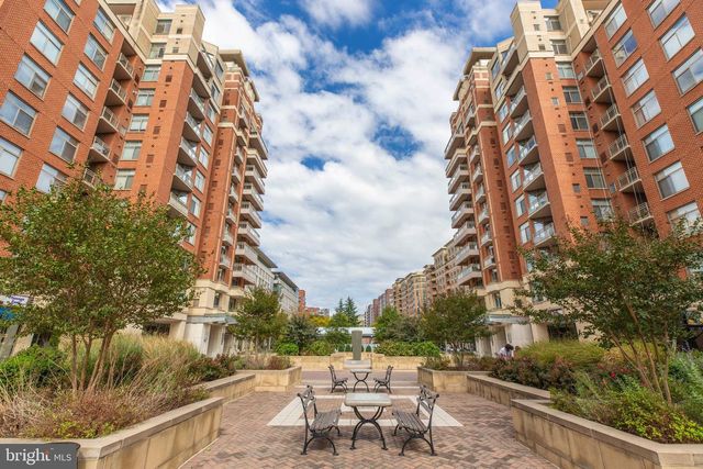 3600 S GLEBE RD #427W, Arlington, VA 22202