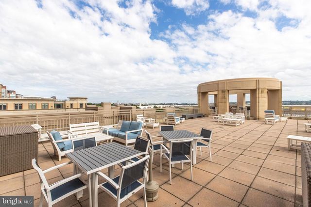 3600 S GLEBE RD #427W, Arlington, VA 22202