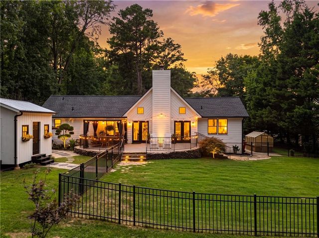 7267 Tara Drive, Villa Rica, GA 30180