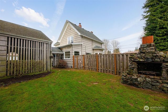 217 6TH Street, Snohomish, WA 98290