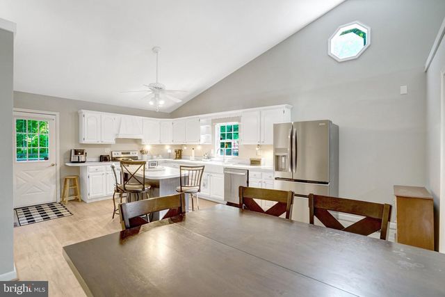 9205 PISCATAWAY RD, Clinton, MD 20735