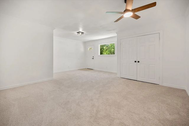 5048 Cedar Hill Road, Fort Worth, TX 76116