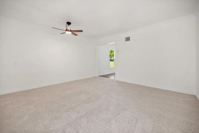 5048 Cedar Hill Road, Fort Worth, TX 76116