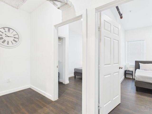 1010 W 26th ST 310, Austin, TX 78705