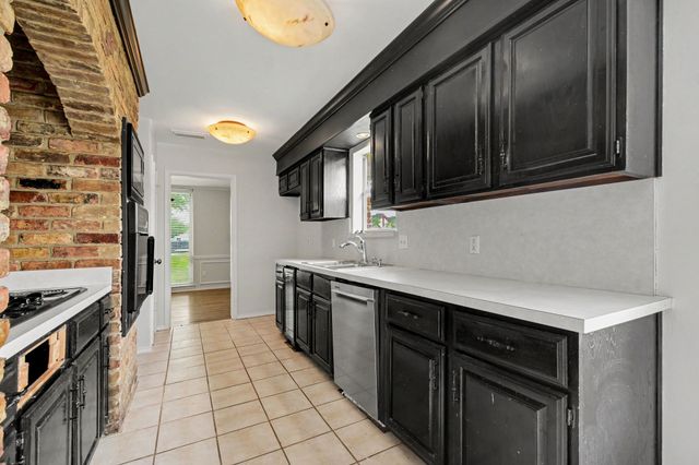 3413 Hightrail Lane, Garland, TX 75043