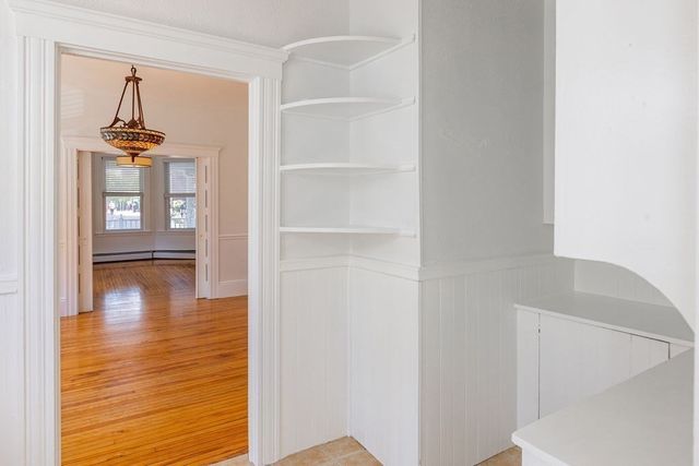 375 Lafayette St 1, Salem, MA 01970