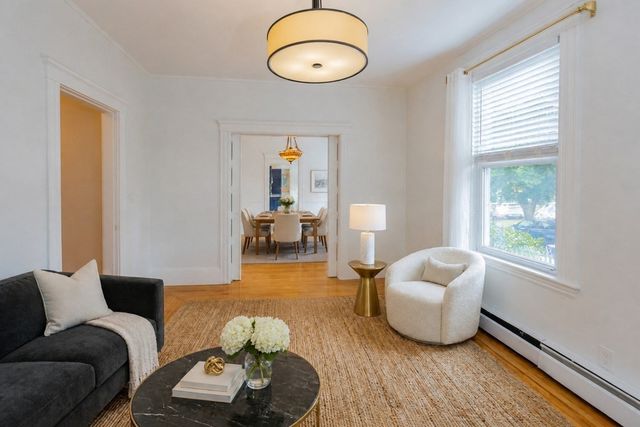 375 Lafayette St 1, Salem, MA 01970