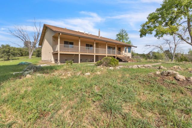 5900 Morgan Pl, Loomis, CA 95650