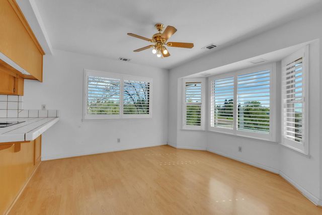 5900 Morgan Pl, Loomis, CA 95650