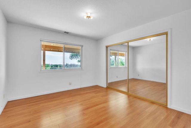 5900 Morgan Pl, Loomis, CA 95650