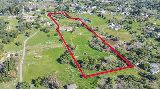 5900 Morgan Pl, Loomis, CA 95650