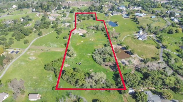 5900 Morgan Pl, Loomis, CA 95650