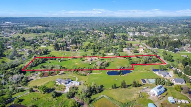 5900 Morgan Pl, Loomis, CA 95650