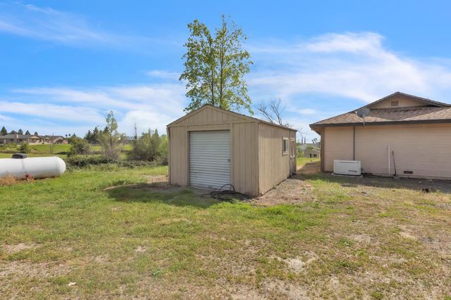 5900 Morgan Pl, Loomis, CA 95650