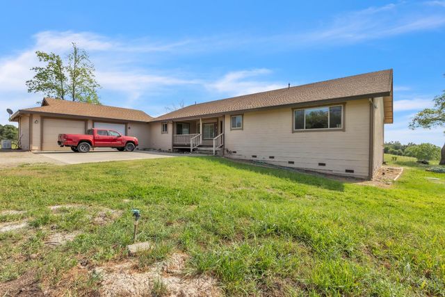 5900 Morgan Pl, Loomis, CA 95650