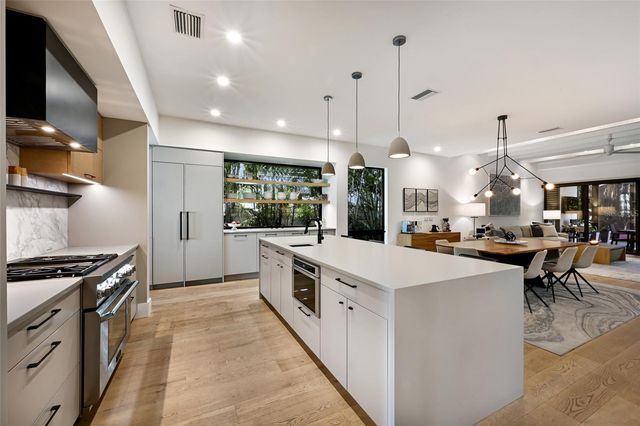 948 CITRUS AVENUE, Sarasota, FL 34236