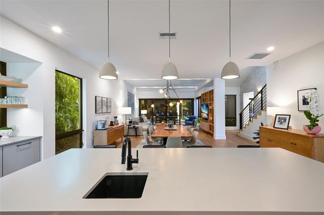 948 CITRUS AVENUE, Sarasota, FL 34236