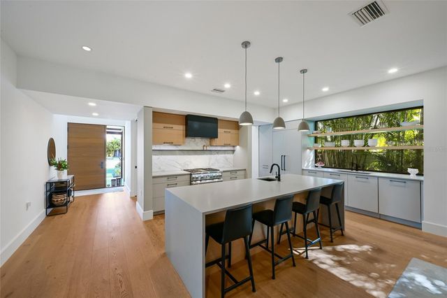 948 CITRUS AVENUE, Sarasota, FL 34236