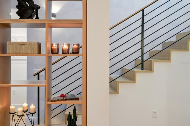 948 CITRUS AVENUE, Sarasota, FL 34236