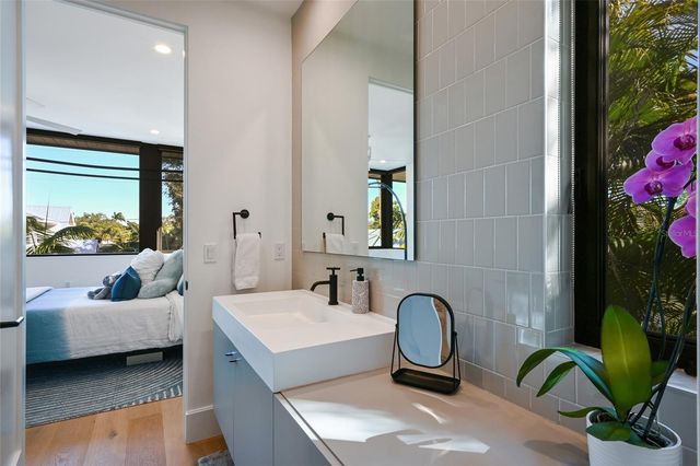 948 CITRUS AVENUE, Sarasota, FL 34236