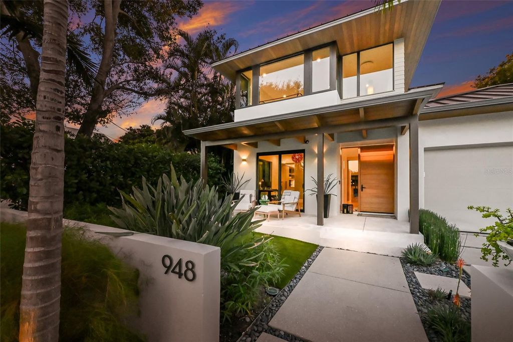948 CITRUS AVENUE, Sarasota, FL 34236