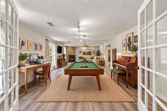 912 W 98th Street, Kansas City, MO 64114