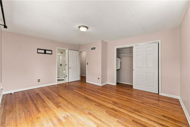 912 W 98th Street, Kansas City, MO 64114