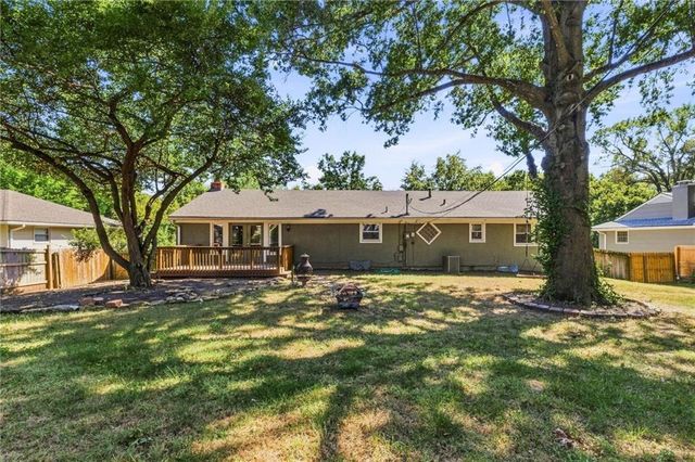 912 W 98th Street, Kansas City, MO 64114