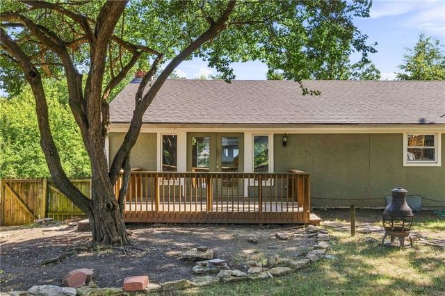 912 W 98th Street, Kansas City, MO 64114
